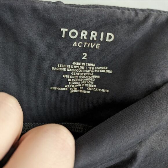 Torrid Active Capri Yoga Pants Size 2 - Picture 4 of 5